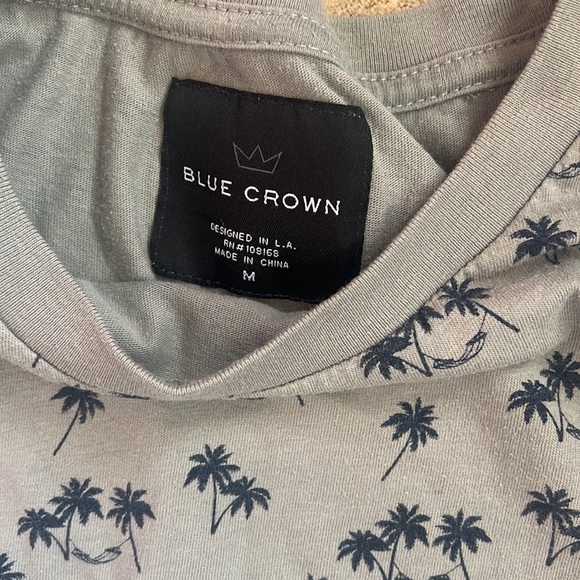 Shirt - Picture 2 of 2